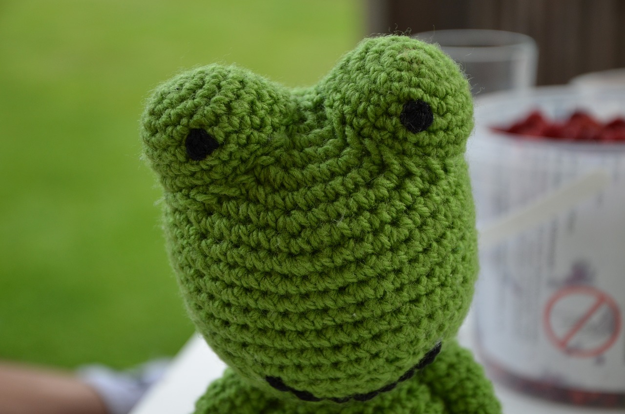 What Does "Frog" Mean in Crochet? Off The Hook By CJ